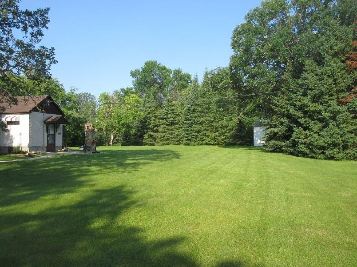 6 Bilan Rd S, Manitoba R0E 1A0, 2 Bedrooms Bedrooms, ,1 BathroomBathrooms,Residential,Sold,1093 6 Bilan Rd S, Manitoba R0E 1A0, 2 Bedrooms Bedrooms, ,1 BathroomBathrooms,Residential,Sold,1093