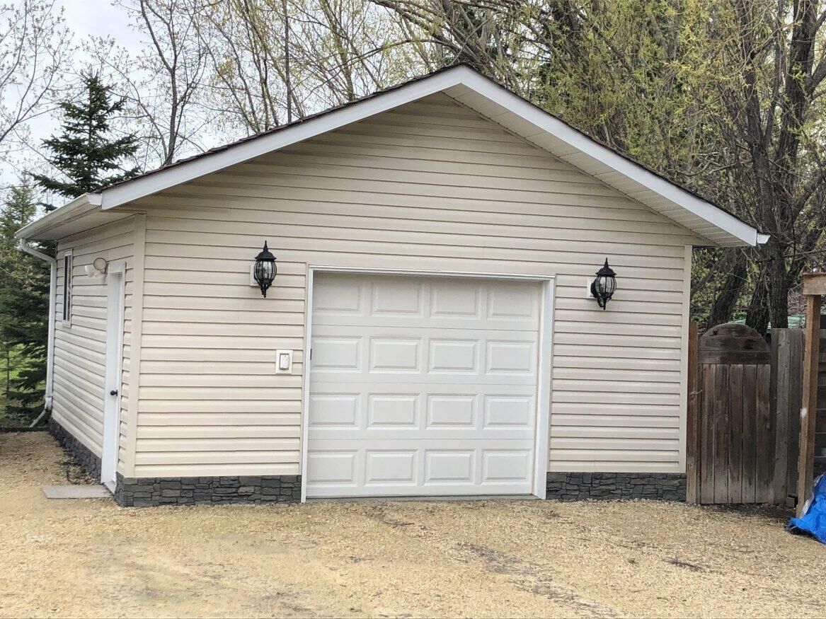 41 South Maple Drive, Manitoba R0E 1A0, 4 Bedrooms Bedrooms, ,3 BathroomsBathrooms,Residential,Sold,1103 41 South Maple Drive, Manitoba R0E 1A0, 4 Bedrooms Bedrooms, ,3 BathroomsBathrooms,Residential,Sold,1103