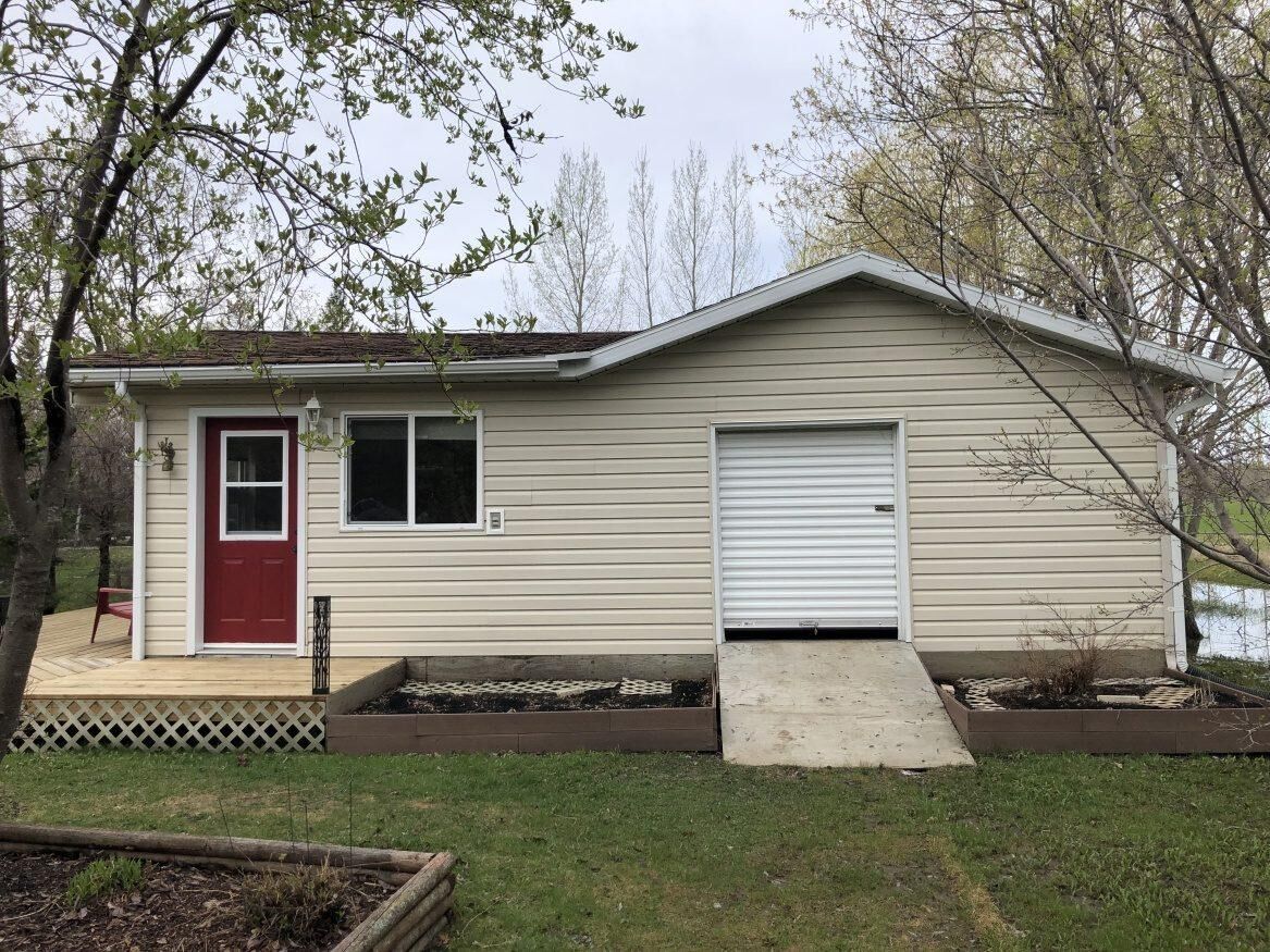 41 South Maple Drive, Manitoba R0E 1A0, 4 Bedrooms Bedrooms, ,3 BathroomsBathrooms,Residential,Sold,1103 41 South Maple Drive, Manitoba R0E 1A0, 4 Bedrooms Bedrooms, ,3 BathroomsBathrooms,Residential,Sold,1103