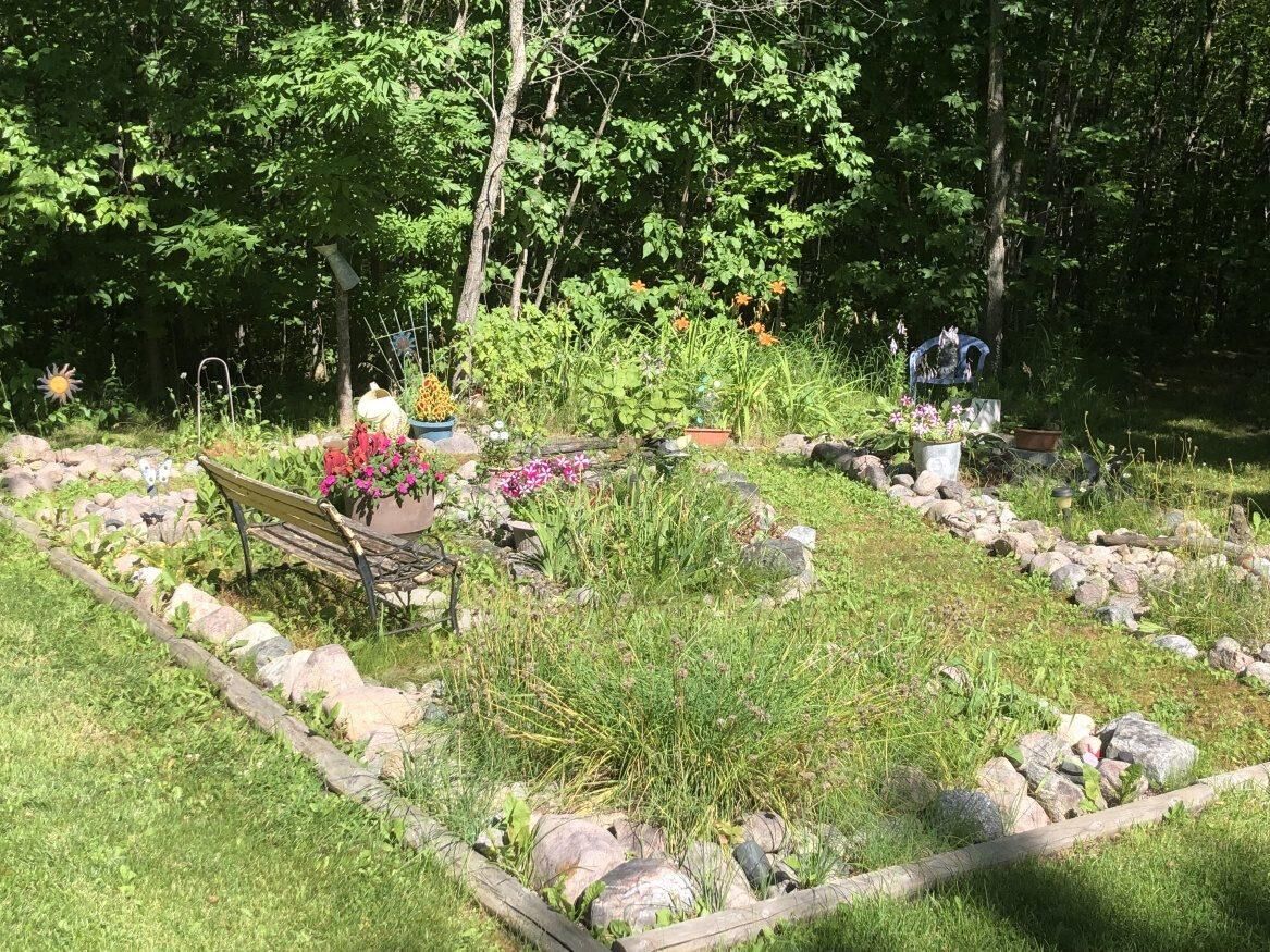 35 Fernwood Lane, Manitoba R0E 1A0, 2 Bedrooms Bedrooms, ,1 BathroomBathrooms,Residential,Sold,1132 35 Fernwood Lane, Manitoba R0E 1A0, 2 Bedrooms Bedrooms, ,1 BathroomBathrooms,Residential,Sold,1132