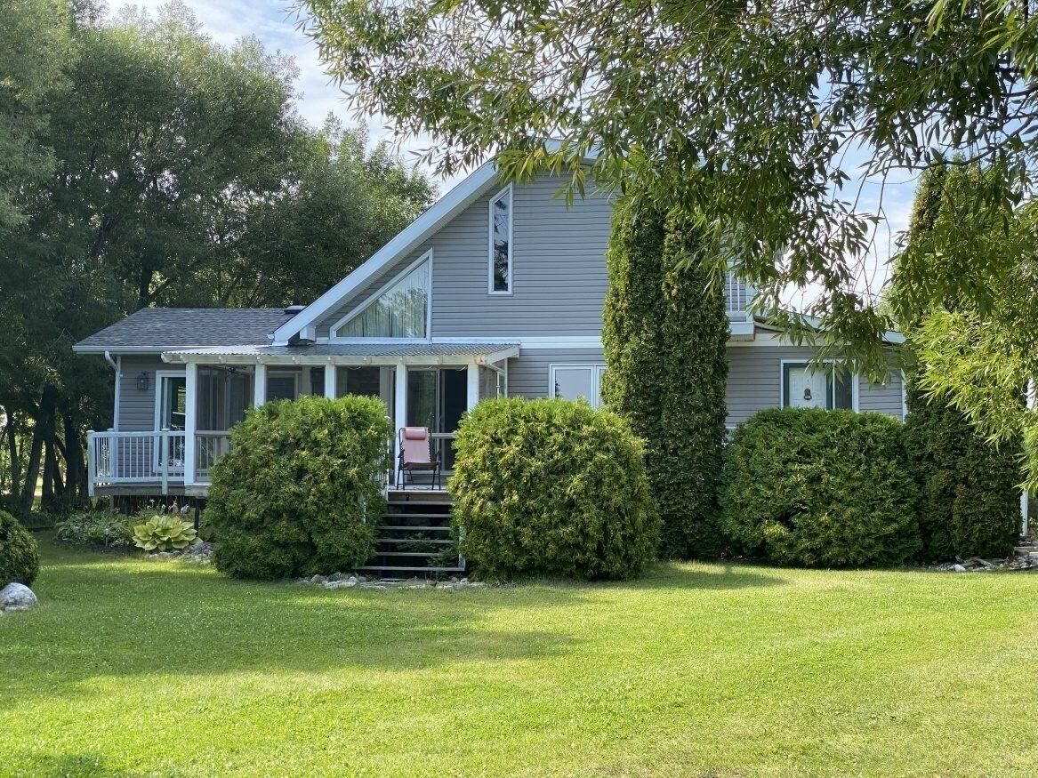 26 Mascanow Drive, Manitoba R0E 1A0, 3 Bedrooms Bedrooms, ,1 BathroomBathrooms,Residential,Sold,1136 26 Mascanow Drive, Manitoba R0E 1A0, 3 Bedrooms Bedrooms, ,1 BathroomBathrooms,Residential,Sold,1136