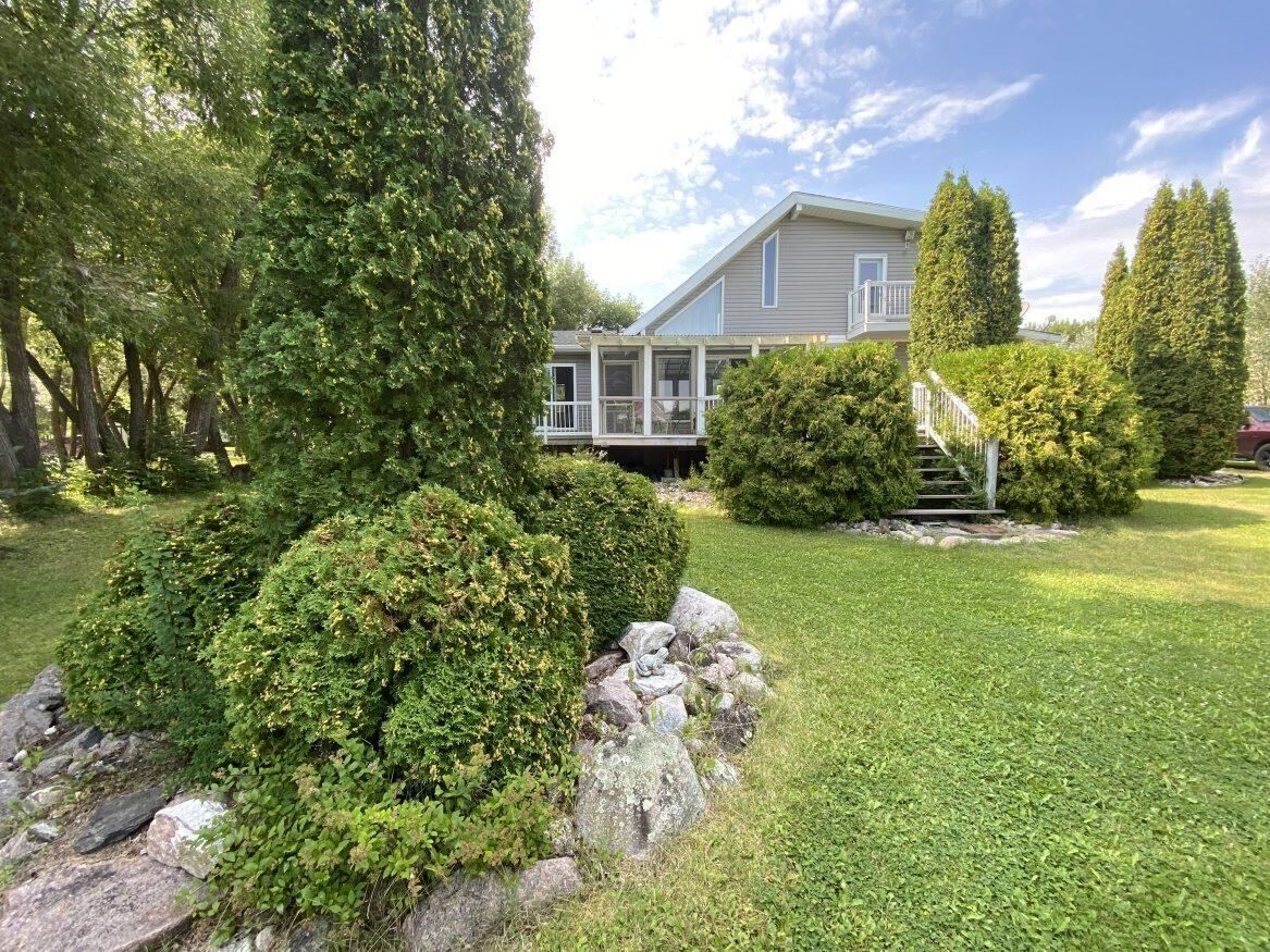 26 Mascanow Drive, Manitoba R0E 1A0, 3 Bedrooms Bedrooms, ,1 BathroomBathrooms,Residential,Sold,1136 26 Mascanow Drive, Manitoba R0E 1A0, 3 Bedrooms Bedrooms, ,1 BathroomBathrooms,Residential,Sold,1136