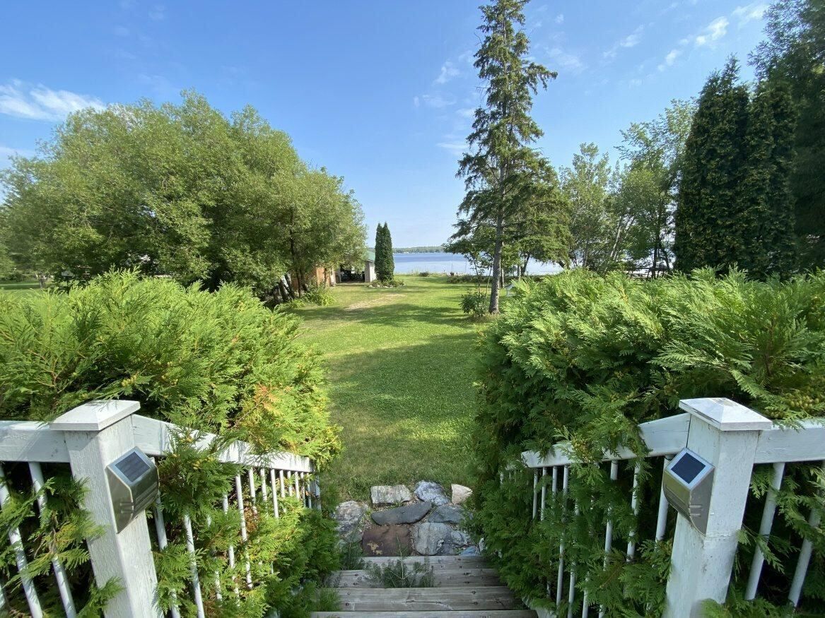 26 Mascanow Drive, Manitoba R0E 1A0, 3 Bedrooms Bedrooms, ,1 BathroomBathrooms,Residential,Sold,1136 26 Mascanow Drive, Manitoba R0E 1A0, 3 Bedrooms Bedrooms, ,1 BathroomBathrooms,Residential,Sold,1136