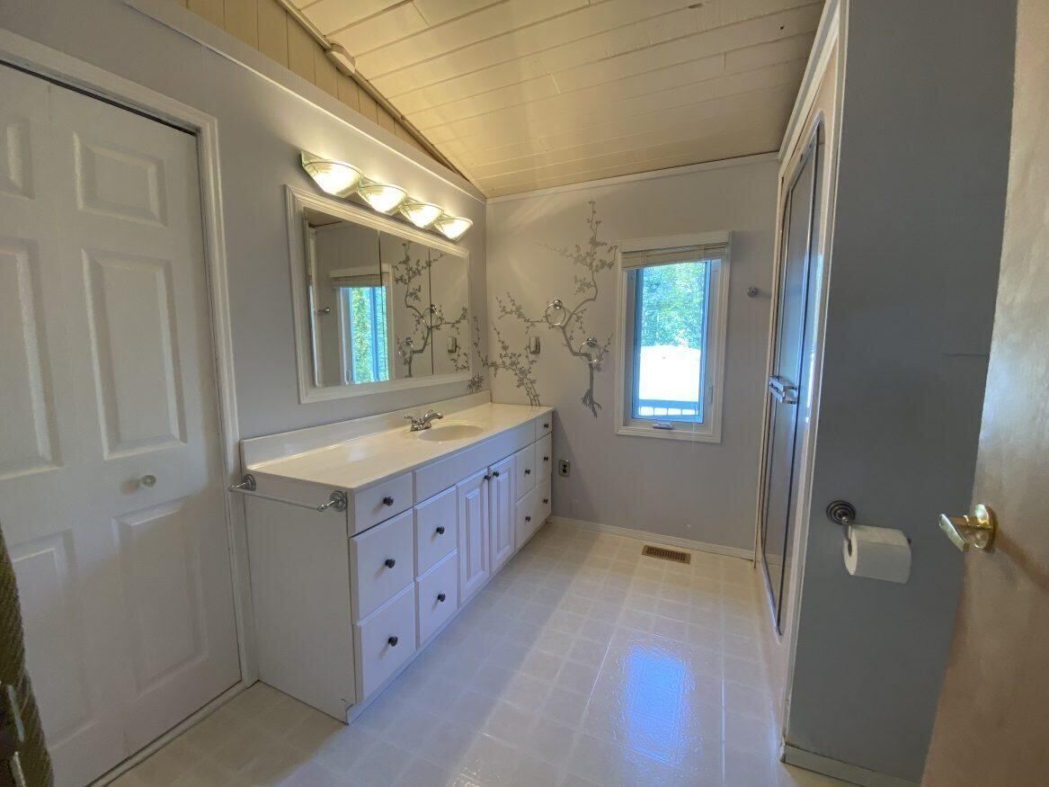 26 Mascanow Drive, Manitoba R0E 1A0, 3 Bedrooms Bedrooms, ,1 BathroomBathrooms,Residential,Sold,1136 26 Mascanow Drive, Manitoba R0E 1A0, 3 Bedrooms Bedrooms, ,1 BathroomBathrooms,Residential,Sold,1136
