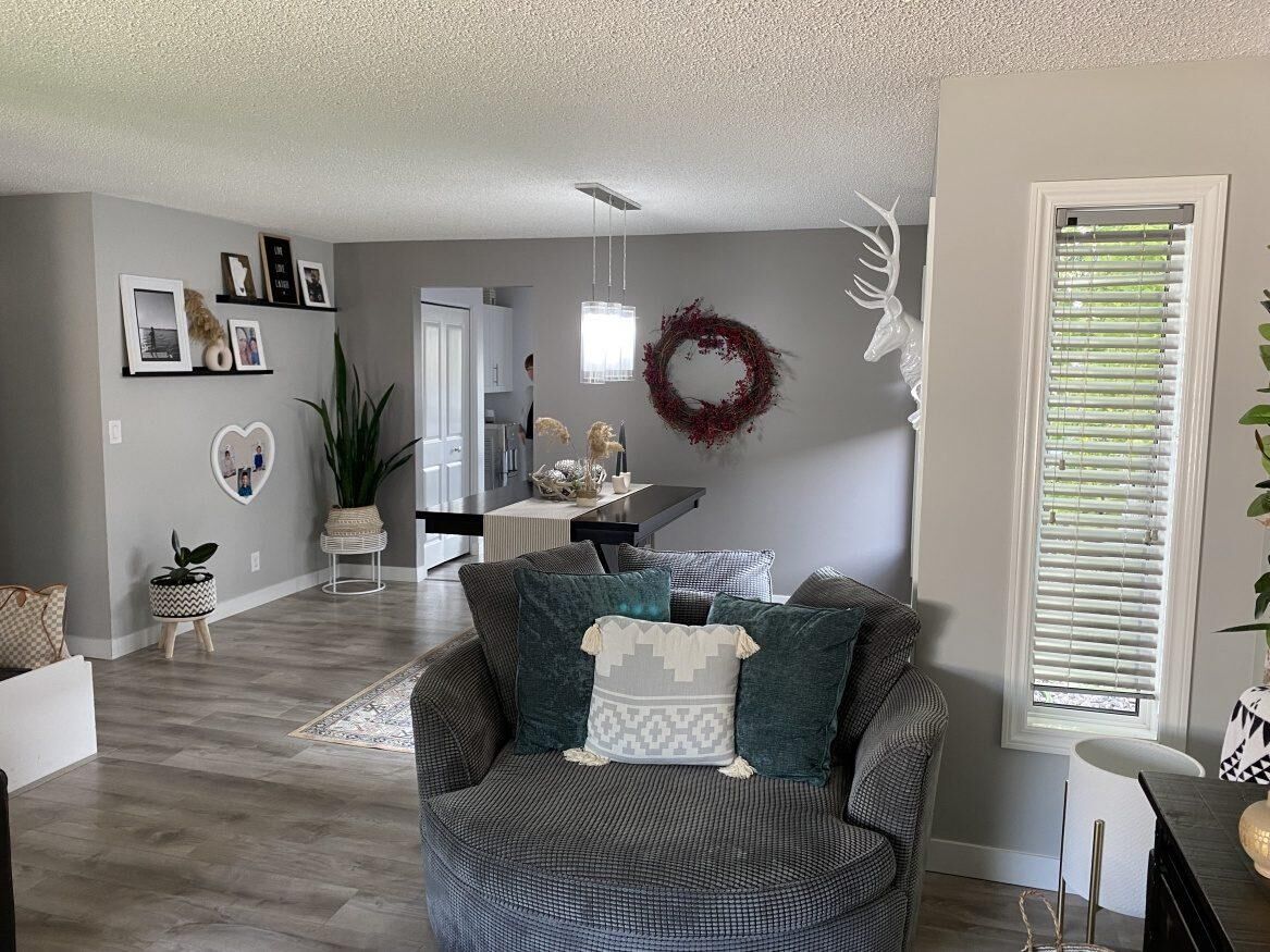 7 Furness Bay, Manitoba R2N 2S9, 3 Bedrooms Bedrooms, ,3 BathroomsBathrooms,Residential,Sold,1137 7 Furness Bay, Manitoba R2N 2S9, 3 Bedrooms Bedrooms, ,3 BathroomsBathrooms,Residential,Sold,1137