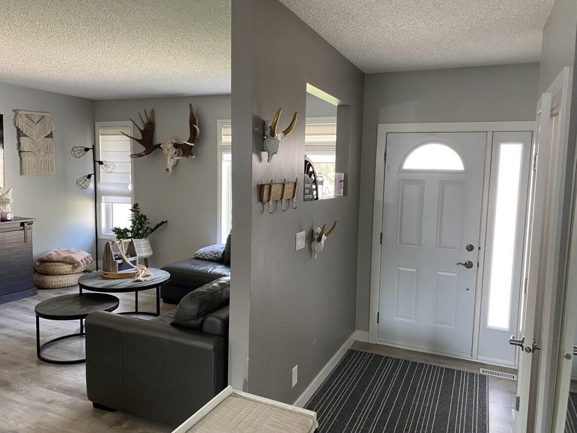 7 Furness Bay, Manitoba R2N 2S9, 3 Bedrooms Bedrooms, ,3 BathroomsBathrooms,Residential,Sold,1137 7 Furness Bay, Manitoba R2N 2S9, 3 Bedrooms Bedrooms, ,3 BathroomsBathrooms,Residential,Sold,1137