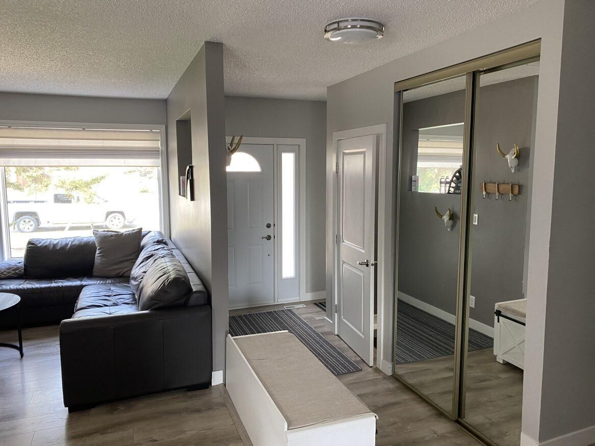 7 Furness Bay, Manitoba R2N 2S9, 3 Bedrooms Bedrooms, ,3 BathroomsBathrooms,Residential,Sold,1137 7 Furness Bay, Manitoba R2N 2S9, 3 Bedrooms Bedrooms, ,3 BathroomsBathrooms,Residential,Sold,1137