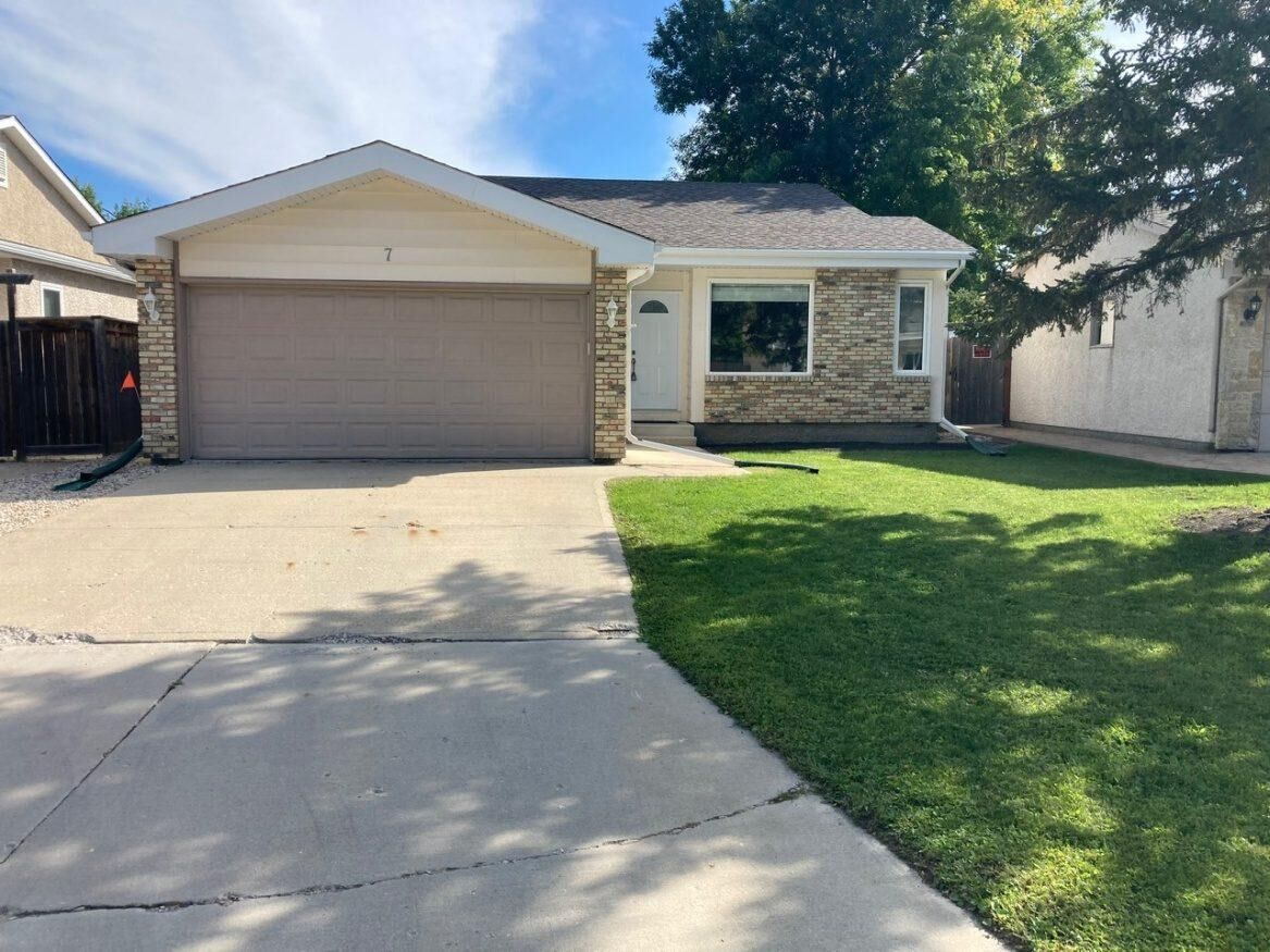7 Furness Bay, Manitoba R2N 2S9, 3 Bedrooms Bedrooms, ,3 BathroomsBathrooms,Residential,Sold,1137 7 Furness Bay, Manitoba R2N 2S9, 3 Bedrooms Bedrooms, ,3 BathroomsBathrooms,Residential,Sold,1137