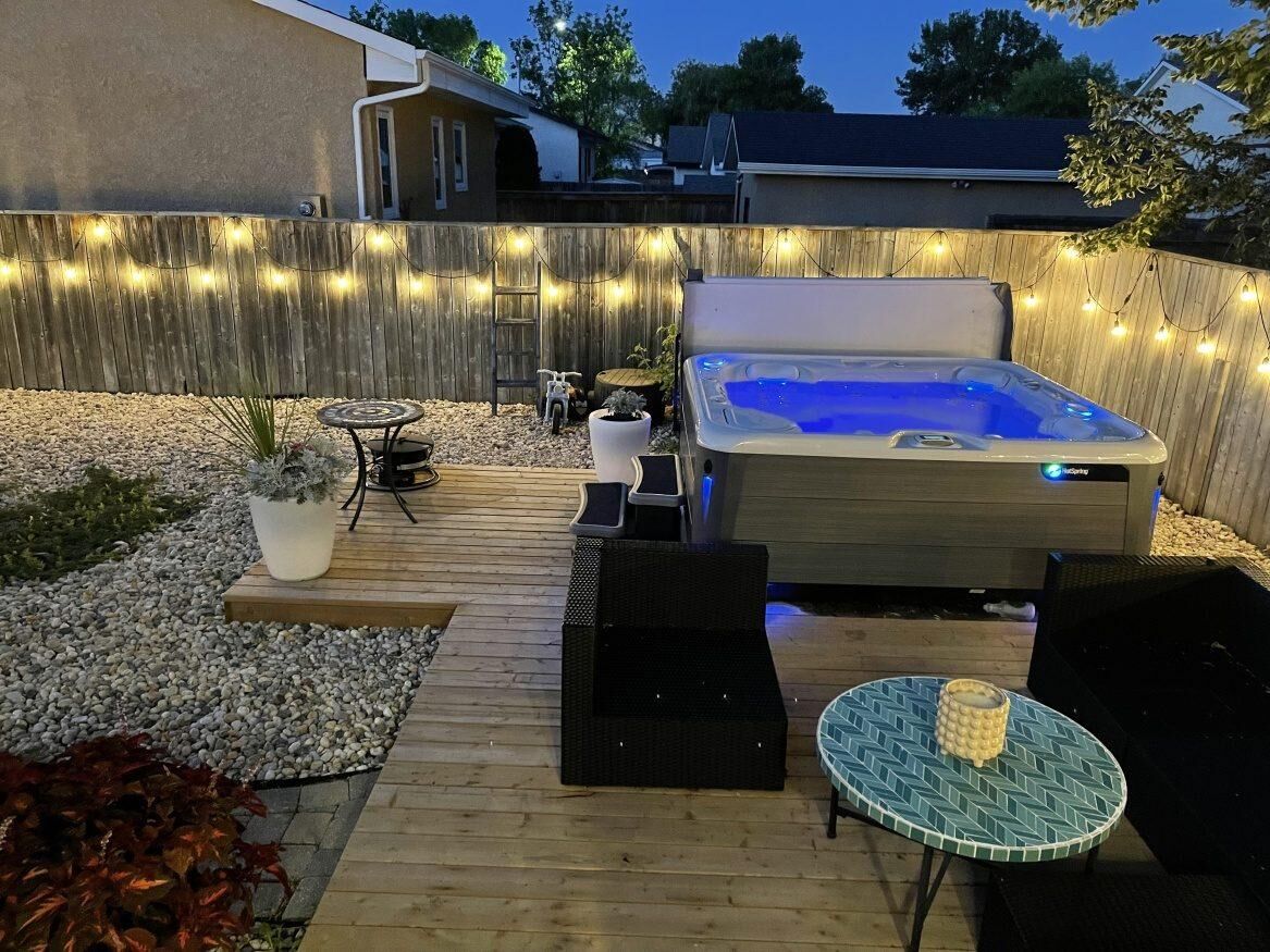 7 Furness Bay, Manitoba R2N 2S9, 3 Bedrooms Bedrooms, ,3 BathroomsBathrooms,Residential,Sold,1137 7 Furness Bay, Manitoba R2N 2S9, 3 Bedrooms Bedrooms, ,3 BathroomsBathrooms,Residential,Sold,1137