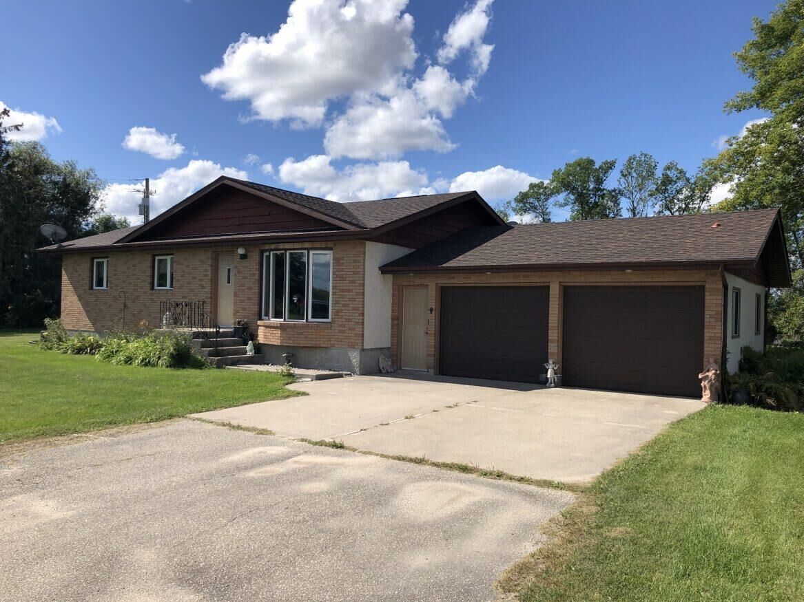 209 Tinant Road, Manitoba R0E 1A0, 3 Bedrooms Bedrooms, ,2 BathroomsBathrooms,Residential,Sold,1144 209 Tinant Road, Manitoba R0E 1A0, 3 Bedrooms Bedrooms, ,2 BathroomsBathrooms,Residential,Sold,1144
