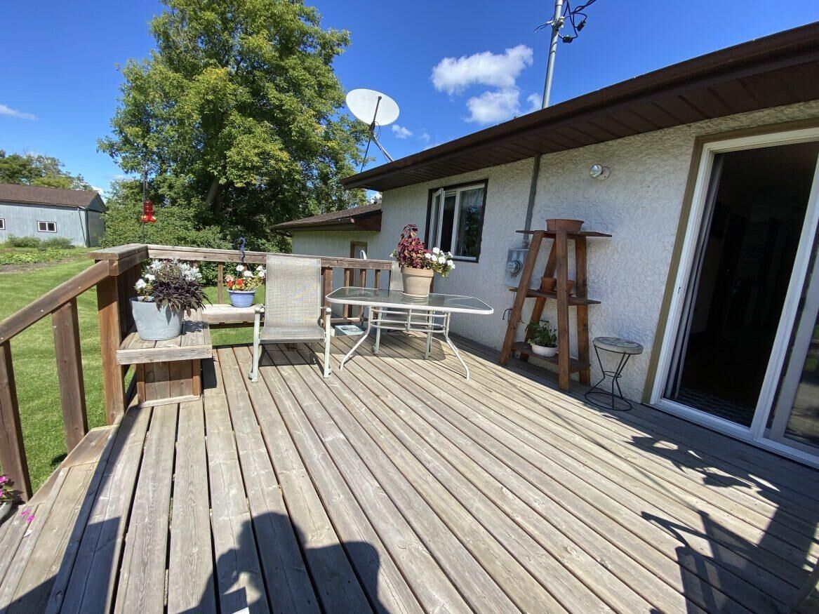 209 Tinant Road, Manitoba R0E 1A0, 3 Bedrooms Bedrooms, ,2 BathroomsBathrooms,Residential,Sold,1144 209 Tinant Road, Manitoba R0E 1A0, 3 Bedrooms Bedrooms, ,2 BathroomsBathrooms,Residential,Sold,1144