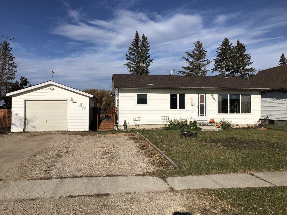 121 Fifth Street, Manitoba R0E 1A0, 3 Bedrooms Bedrooms, ,2 BathroomsBathrooms,Residential,Sold,1149 121 Fifth Street, Manitoba R0E 1A0, 3 Bedrooms Bedrooms, ,2 BathroomsBathrooms,Residential,Sold,1149