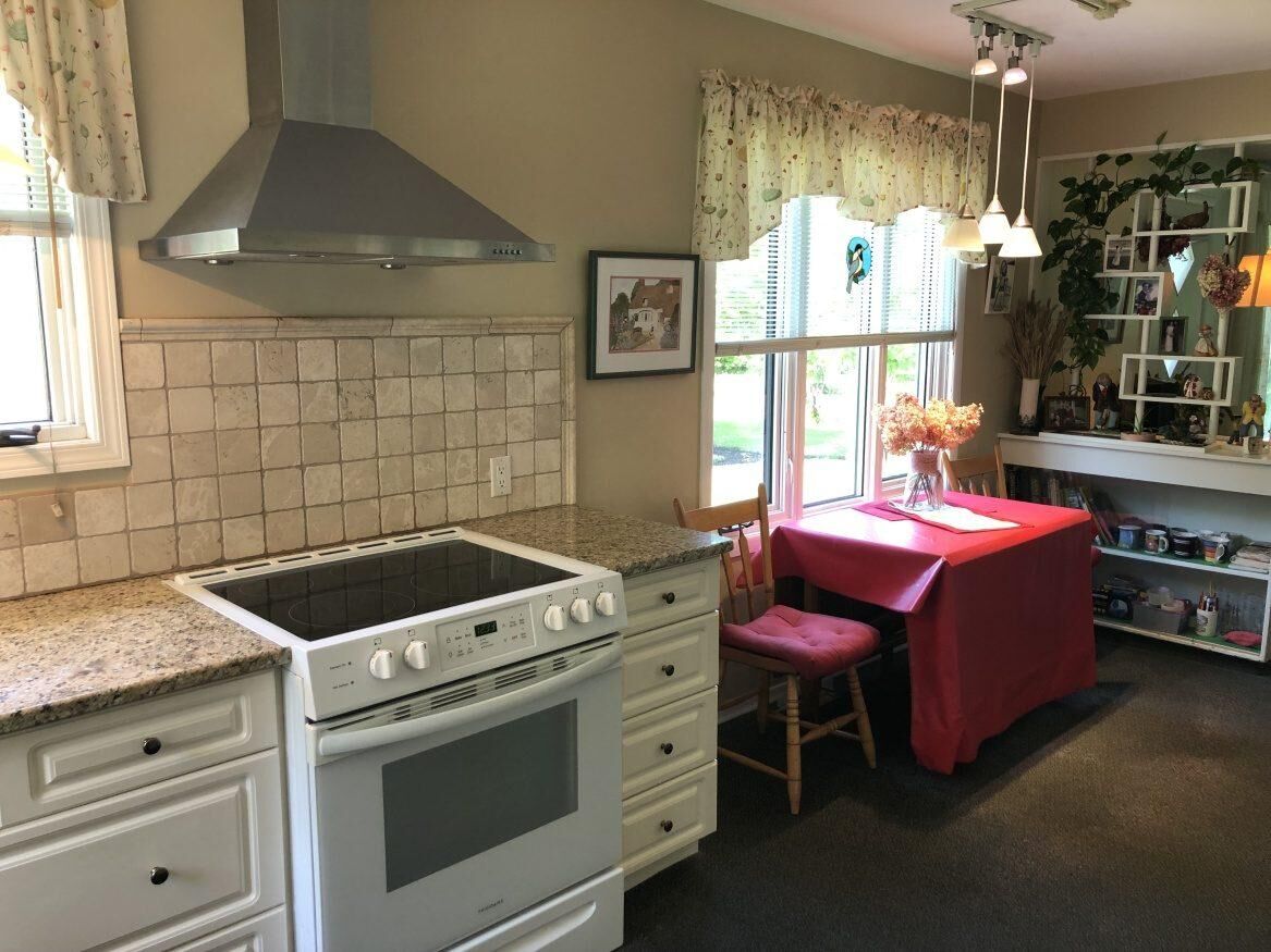 9150 Highway 11, Manitoba R0E 1A0, 3 Bedrooms Bedrooms, ,1 BathroomBathrooms,Residential,Sold,1172 9150 Highway 11, Manitoba R0E 1A0, 3 Bedrooms Bedrooms, ,1 BathroomBathrooms,Residential,Sold,1172