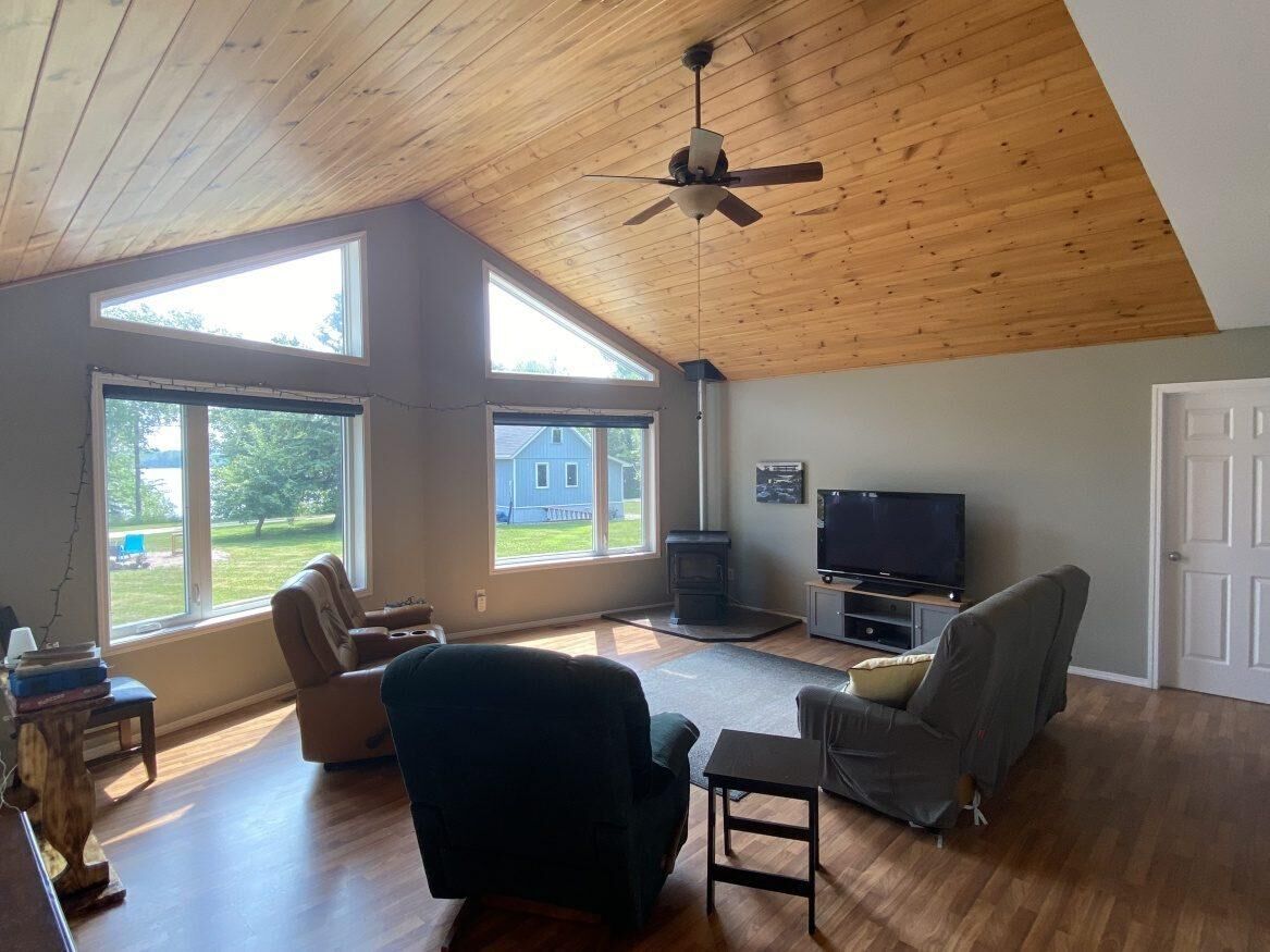 101077 11 Highway, Manitoba R0E 1A0, 3 Bedrooms Bedrooms, ,2 BathroomsBathrooms,Residential,Sold,1175 101077 11 Highway, Manitoba R0E 1A0, 3 Bedrooms Bedrooms, ,2 BathroomsBathrooms,Residential,Sold,1175