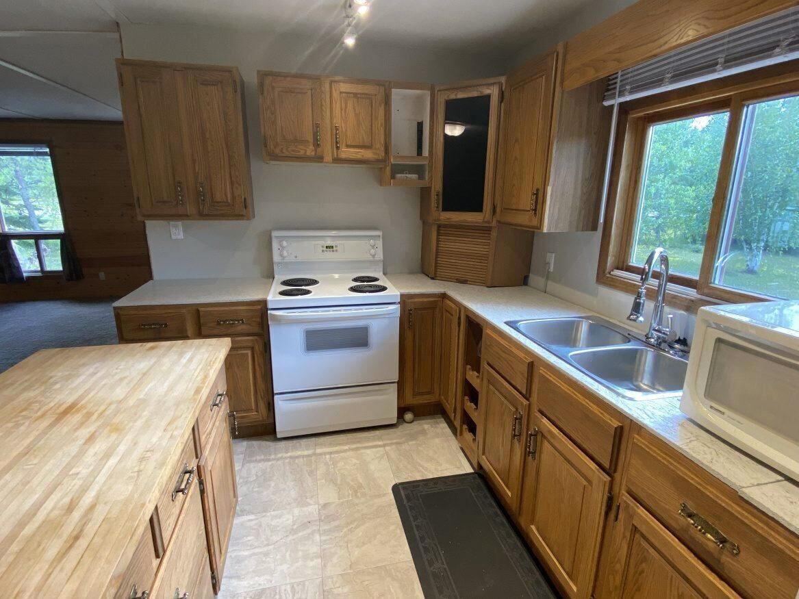 55 Pine Ridge Drive, Manitoba R0E 1A0, 3 Bedrooms Bedrooms, ,1 BathroomBathrooms,Residential,Sold,1178 55 Pine Ridge Drive, Manitoba R0E 1A0, 3 Bedrooms Bedrooms, ,1 BathroomBathrooms,Residential,Sold,1178