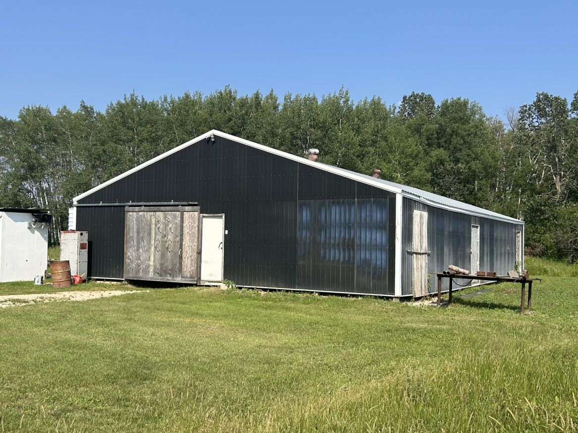38 Gauer Road, Manitoba R0E 1A0, 3 Bedrooms Bedrooms, 0 ,1 BathroomBathrooms,Residential,New,0,1263 38 Gauer Road, Manitoba R0E 1A0, 3 Bedrooms Bedrooms, 0 ,1 BathroomBathrooms,Residential,New,0,1263