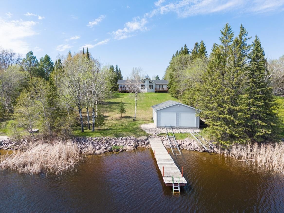 11 South Maple Drive, Manitoba R0E 1A0, 3 Bedrooms Bedrooms, 0 ,2 BathroomsBathrooms,Residential,Sold,0,1293 11 South Maple Drive, Manitoba R0E 1A0, 3 Bedrooms Bedrooms, 0 ,2 BathroomsBathrooms,Residential,Sold,0,1293