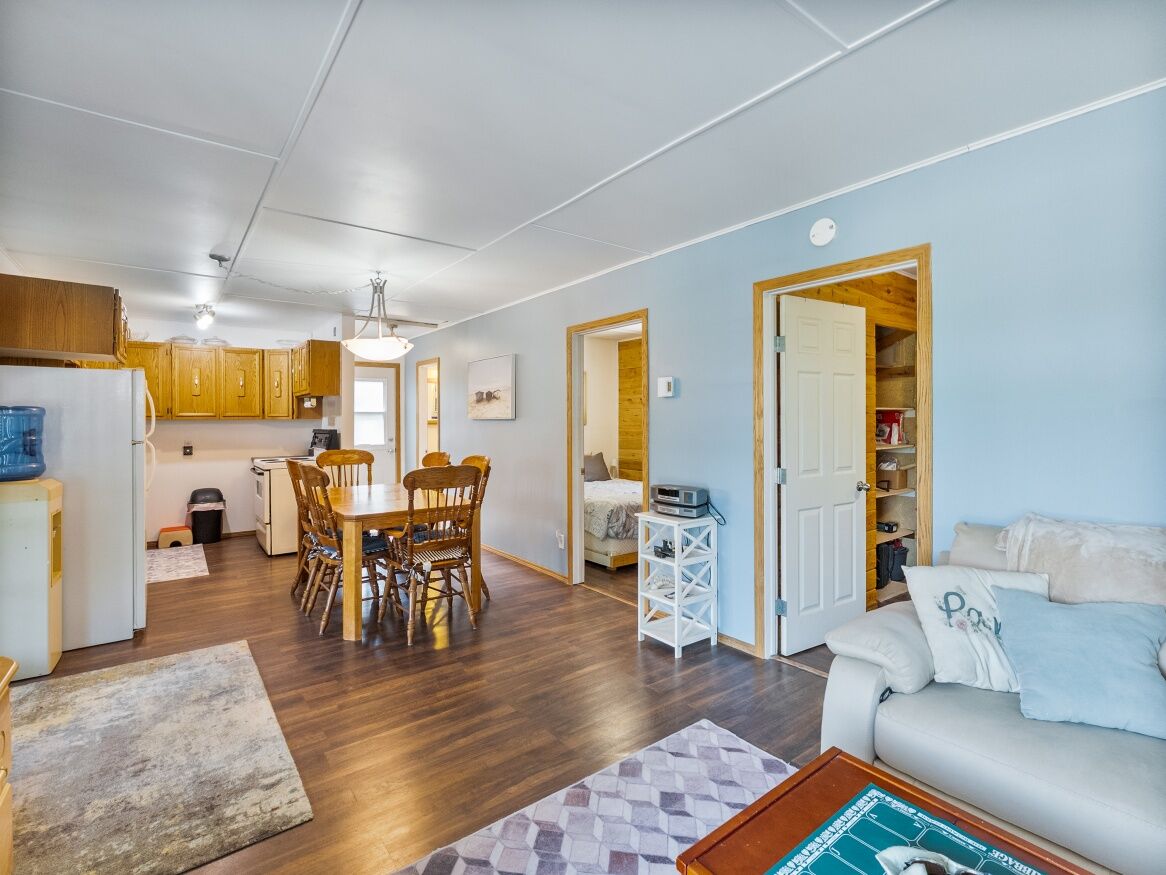 36 GEORGE, Manitoba R0E 1A0, 4 Bedrooms Bedrooms, 0 ,1 BathroomBathrooms,Residential,Sold,0,1304 36 GEORGE, Manitoba R0E 1A0, 4 Bedrooms Bedrooms, 0 ,1 BathroomBathrooms,Residential,Sold,0,1304
